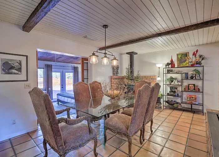 Holiday home Hot Tub & Fire Pit: Oasis! *